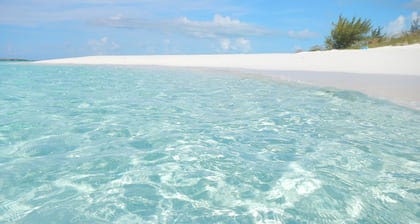 Beachside Exuma Villa newly remodeled!Great location near resorts & restaurants