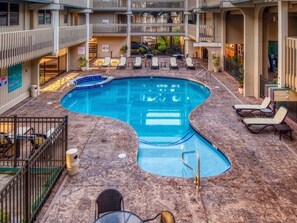 Alberca al aire libre 