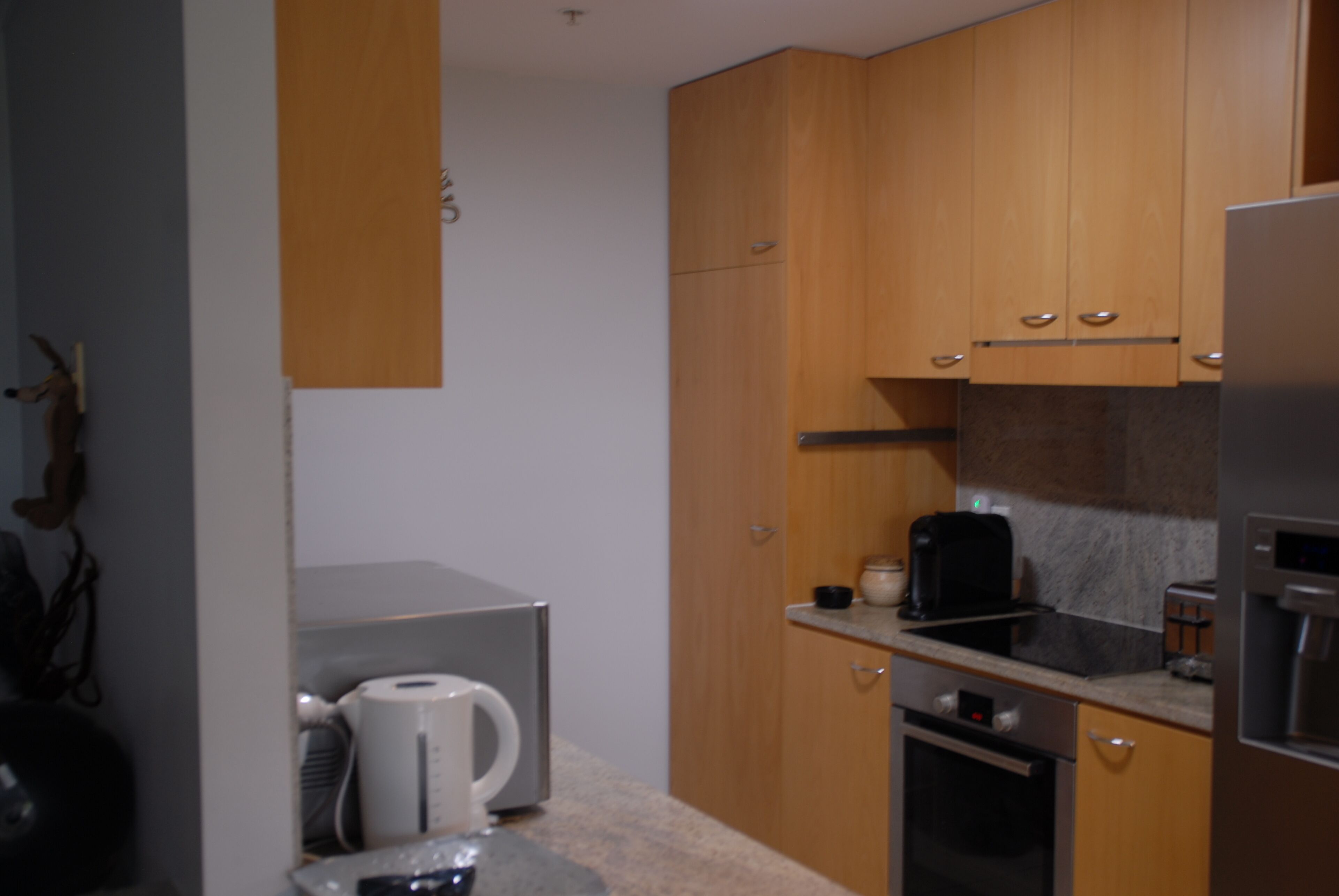 Glenelg Penthouse with BEACH & Park views -wifi parking  — image 10