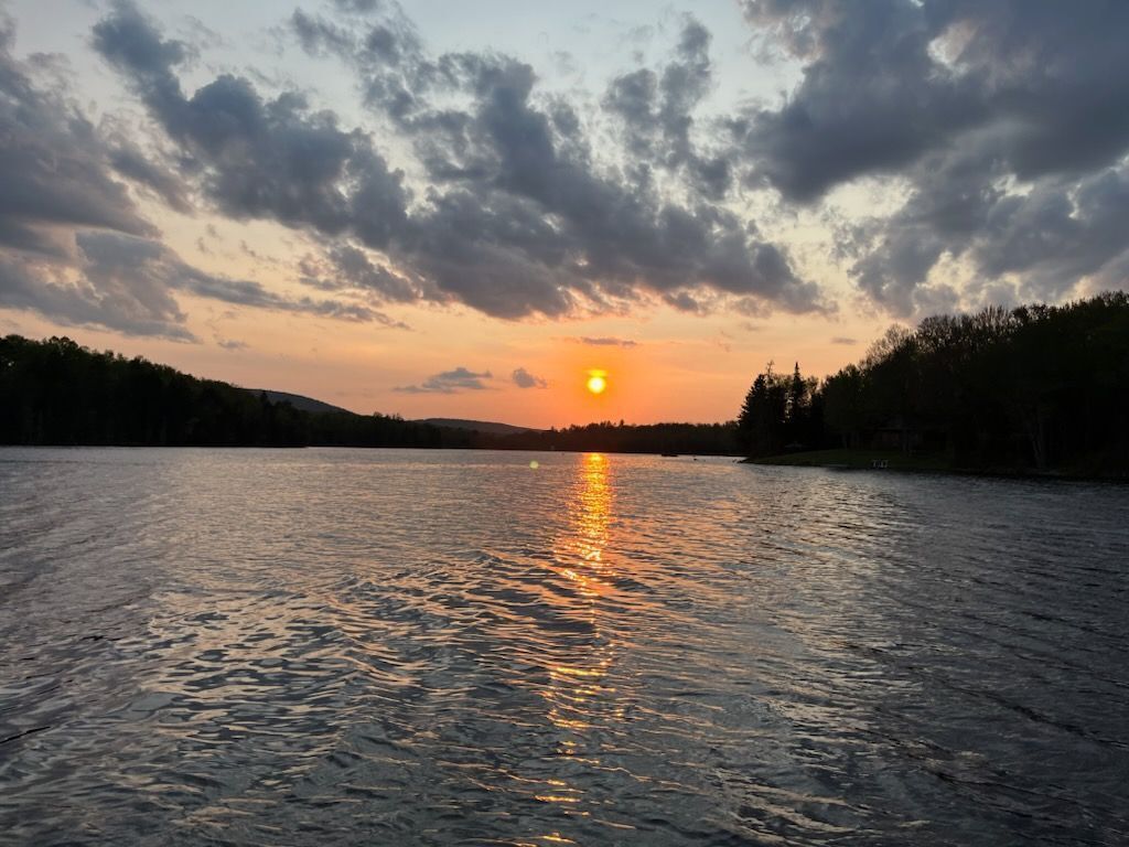 Cozy Cabin On Peacham Pond In The Heart Of The Northeast Kingdom