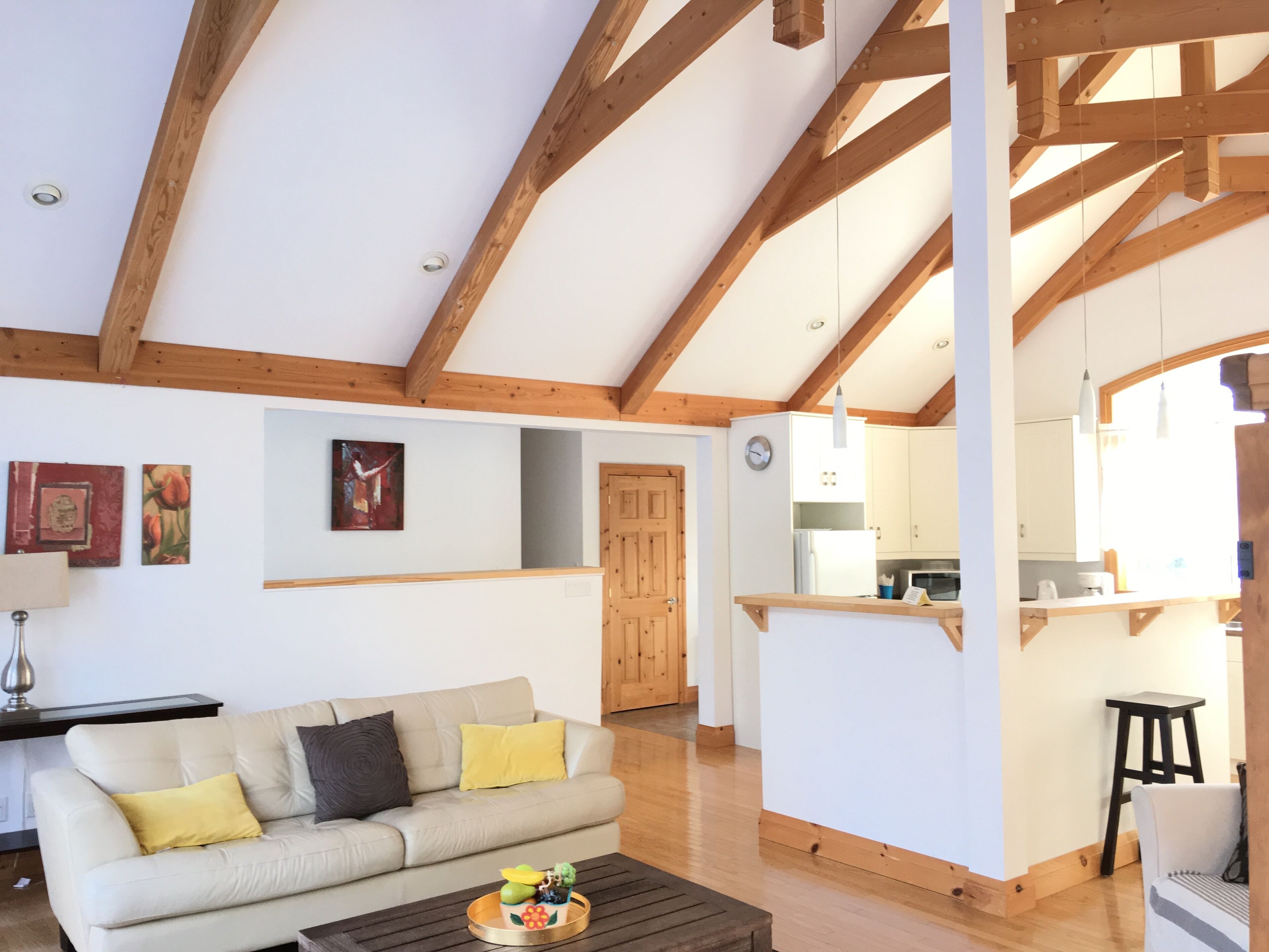 Newly built- Minutes from Beach and Pinery- Access to Outdoor Pool  and Pinery