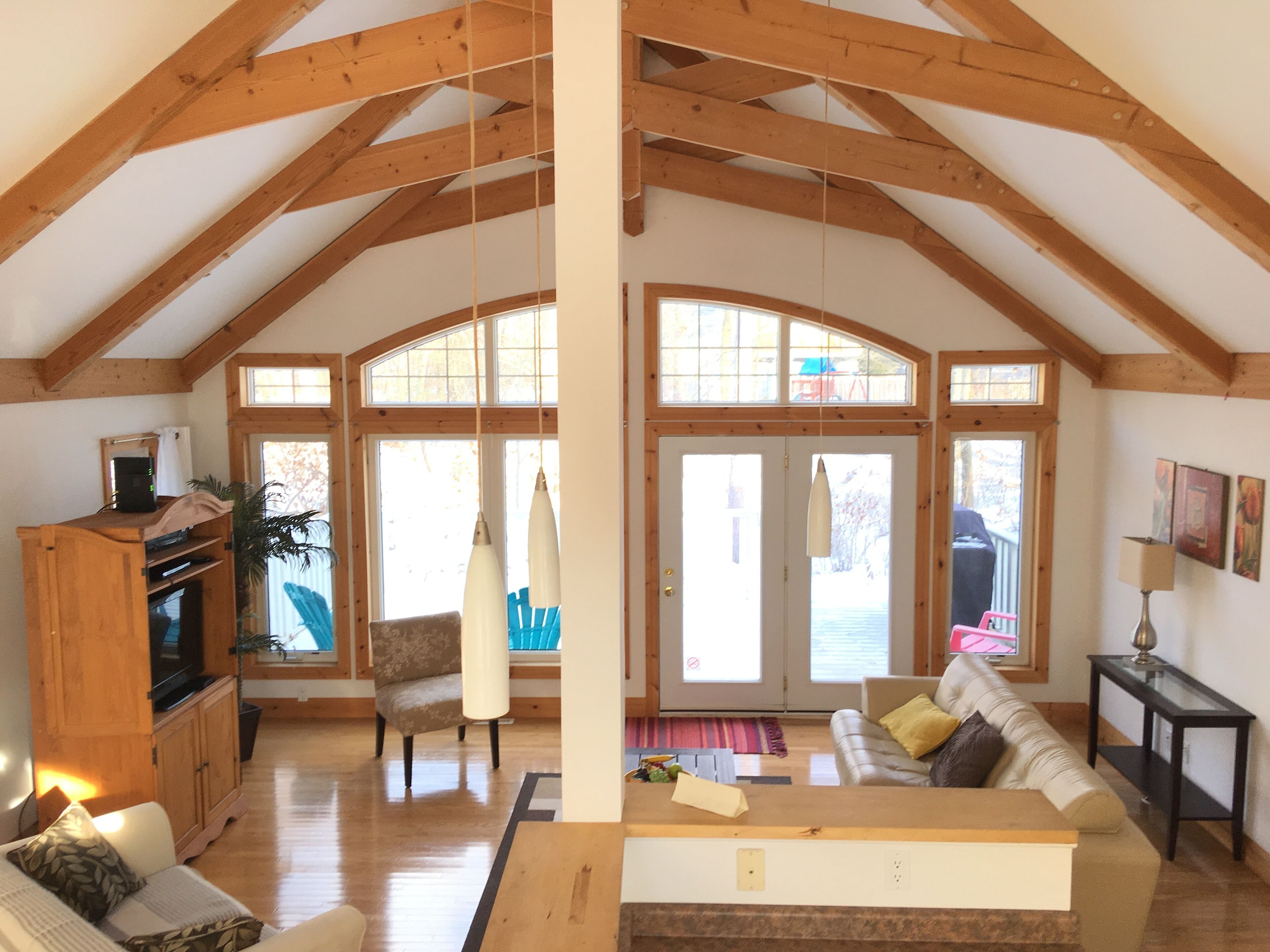 Newly built- Minutes from Beach and Pinery- Access to Outdoor Pool  and Pinery