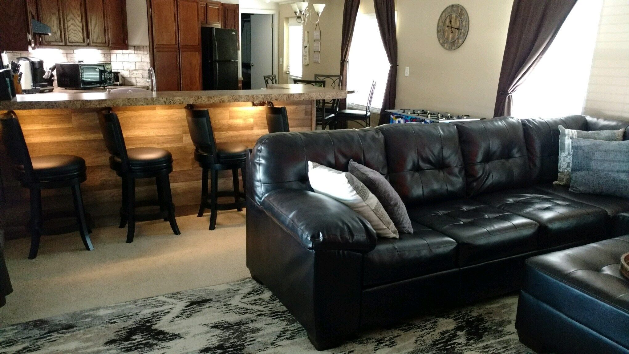 CASINO Retreat Royale: Diamond in the rough, less than 3 miniutes from Winstar!