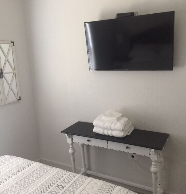 3 多间卧室、WiFi、床单