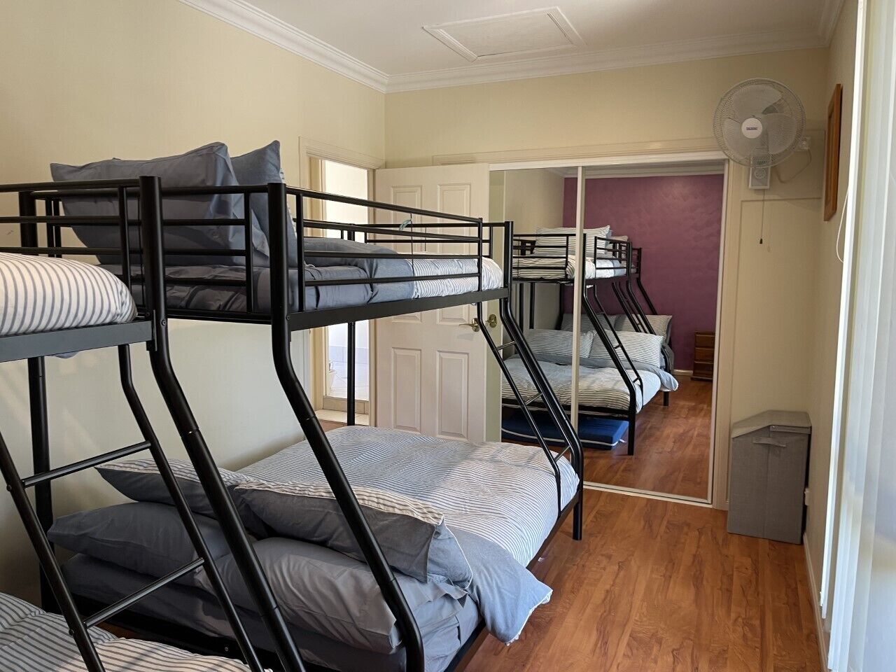 Kooroora House -Spa Bath-Pool- Billard Table — image 24