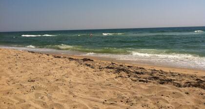 Katama-talo vierasmökillä South Beach (Air Cond)