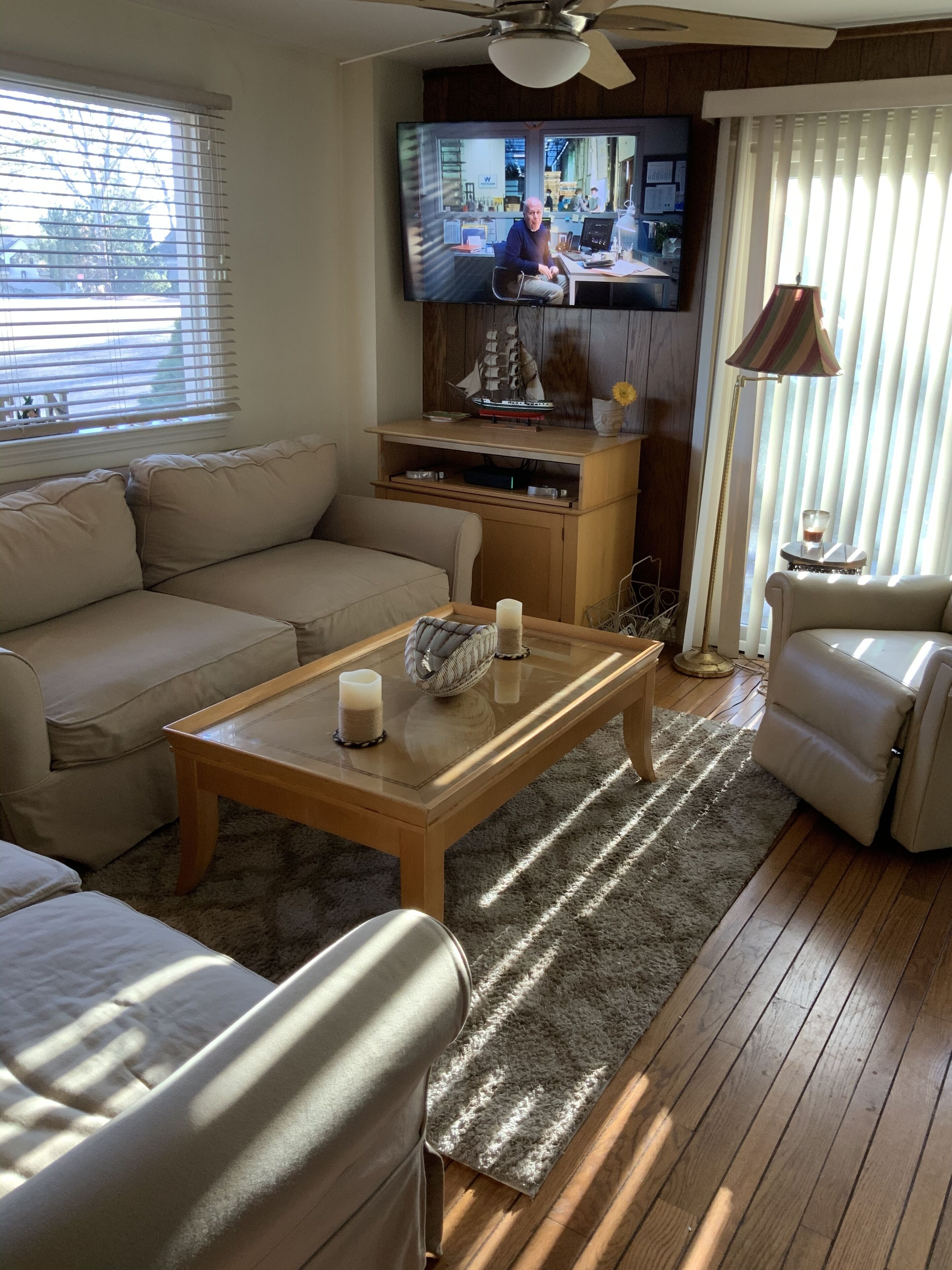 SPECIAL FOR WEEK OF JULY !%TH, GREAT HOUSE WITH WATER VIEWS, SPACIOUS