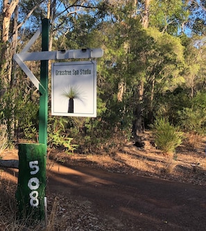 Property grounds - Grasstree Spa Studio at River Trails (Margaret River)