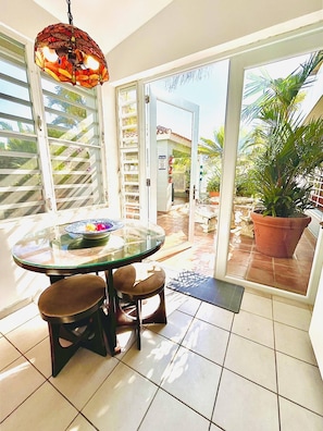 Dining - Caribbean Oasis - Spacious Beach Front Villa (Urb Villa Palmira)