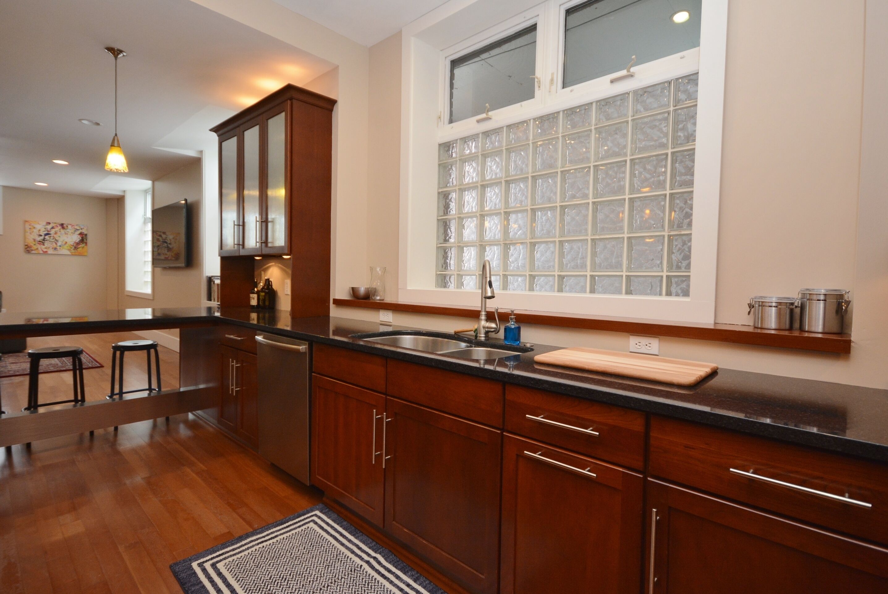 Modern Spacious Home • Rooftop Deck