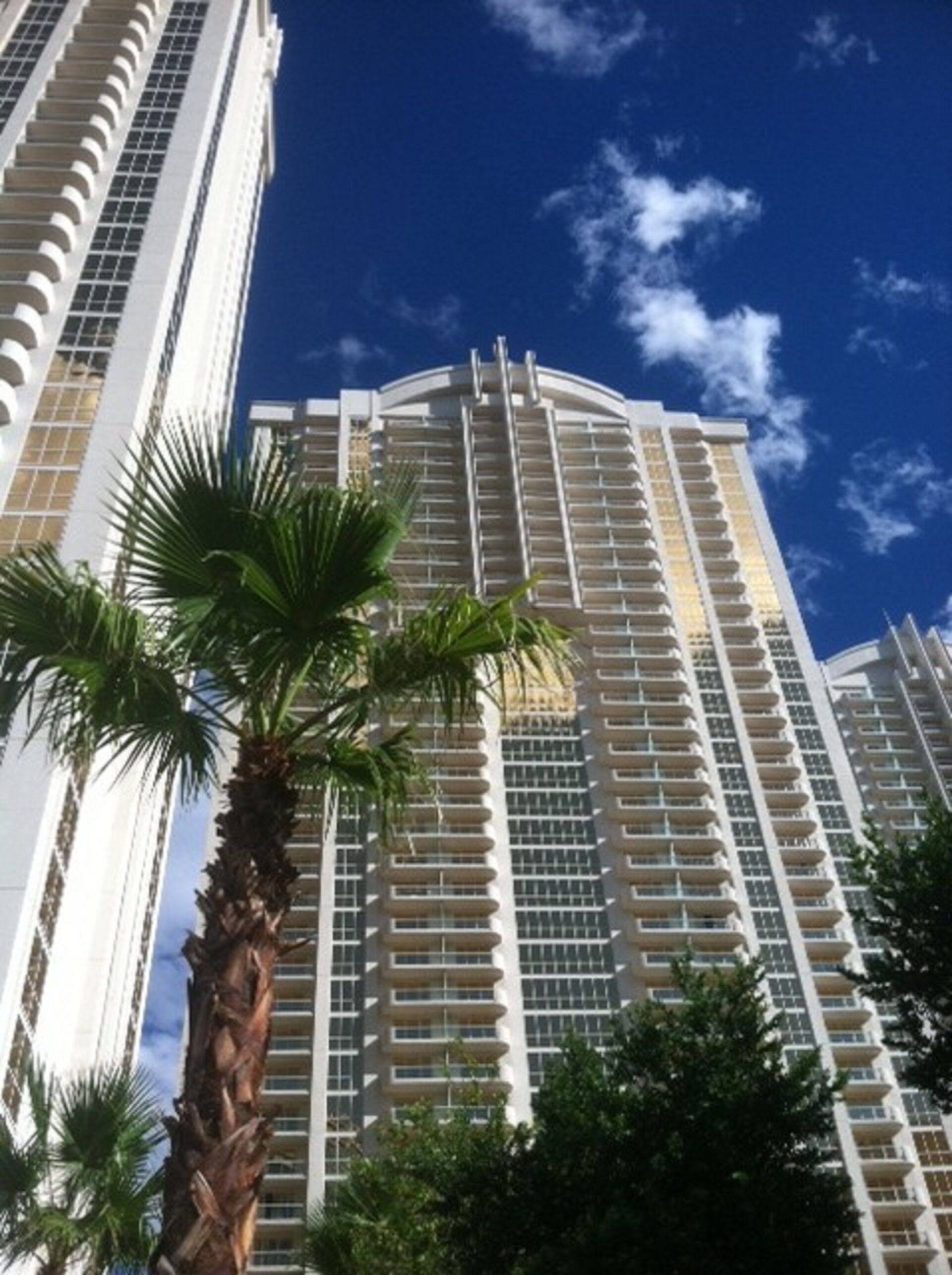 ~MGM~ Signature 2 Bedroom Sleeps 8 No Cleaning Fee