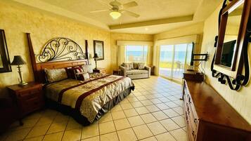 3 bedrooms, Internet, bed sheets, wheelchair access