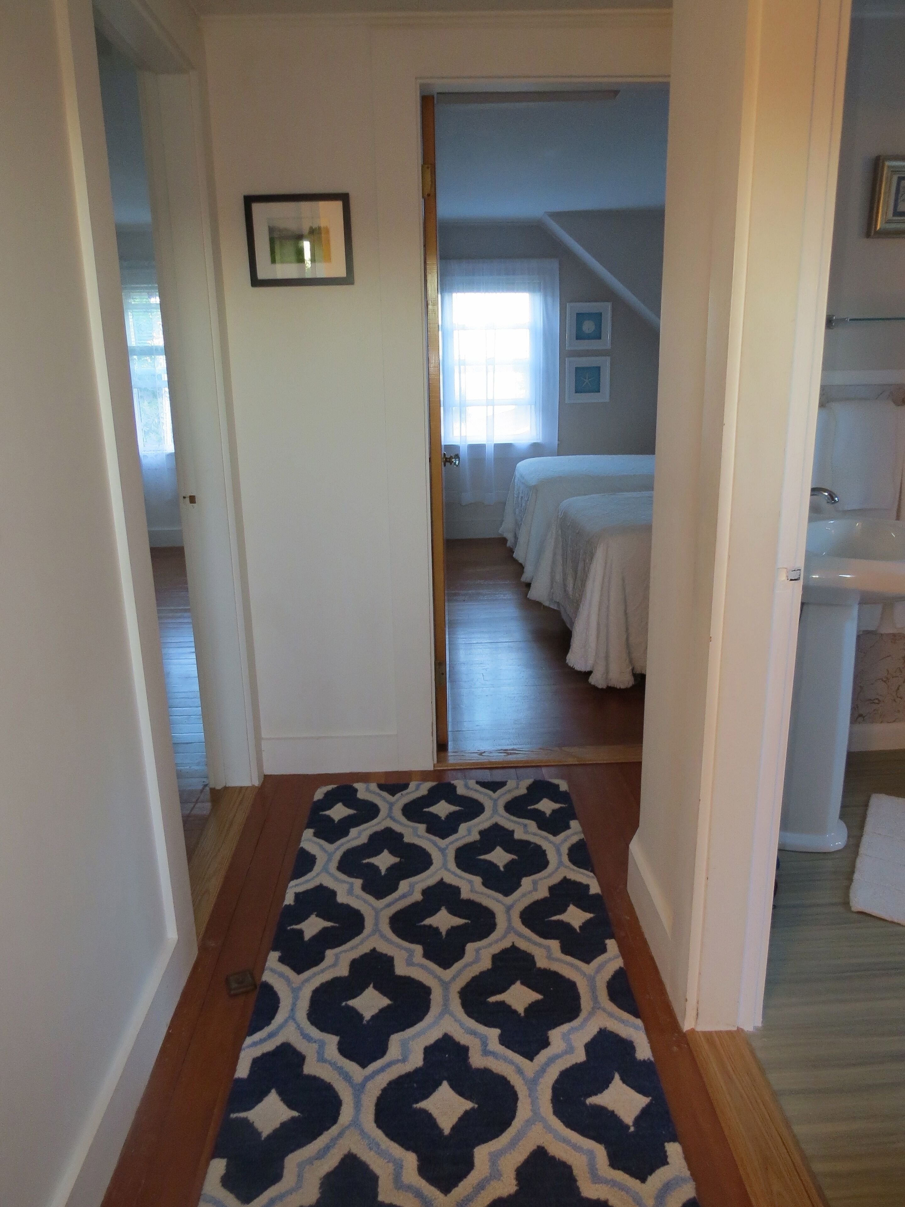 Sweet 2 BR Cottage With Harbor Views, Walk To Downtown Southwest Harbor