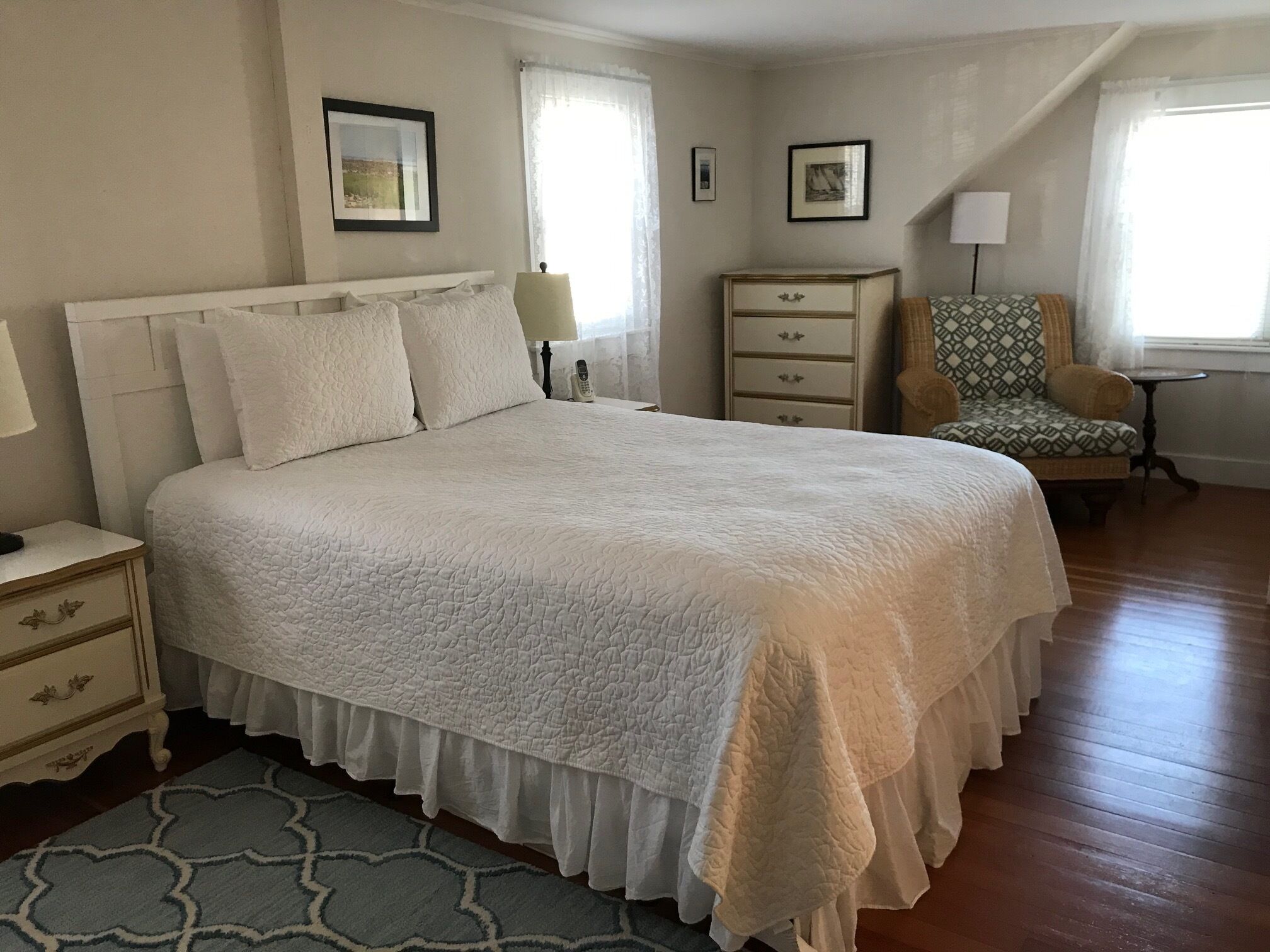 Sweet 2 BR Cottage With Harbor Views, Walk To Downtown Southwest Harbor