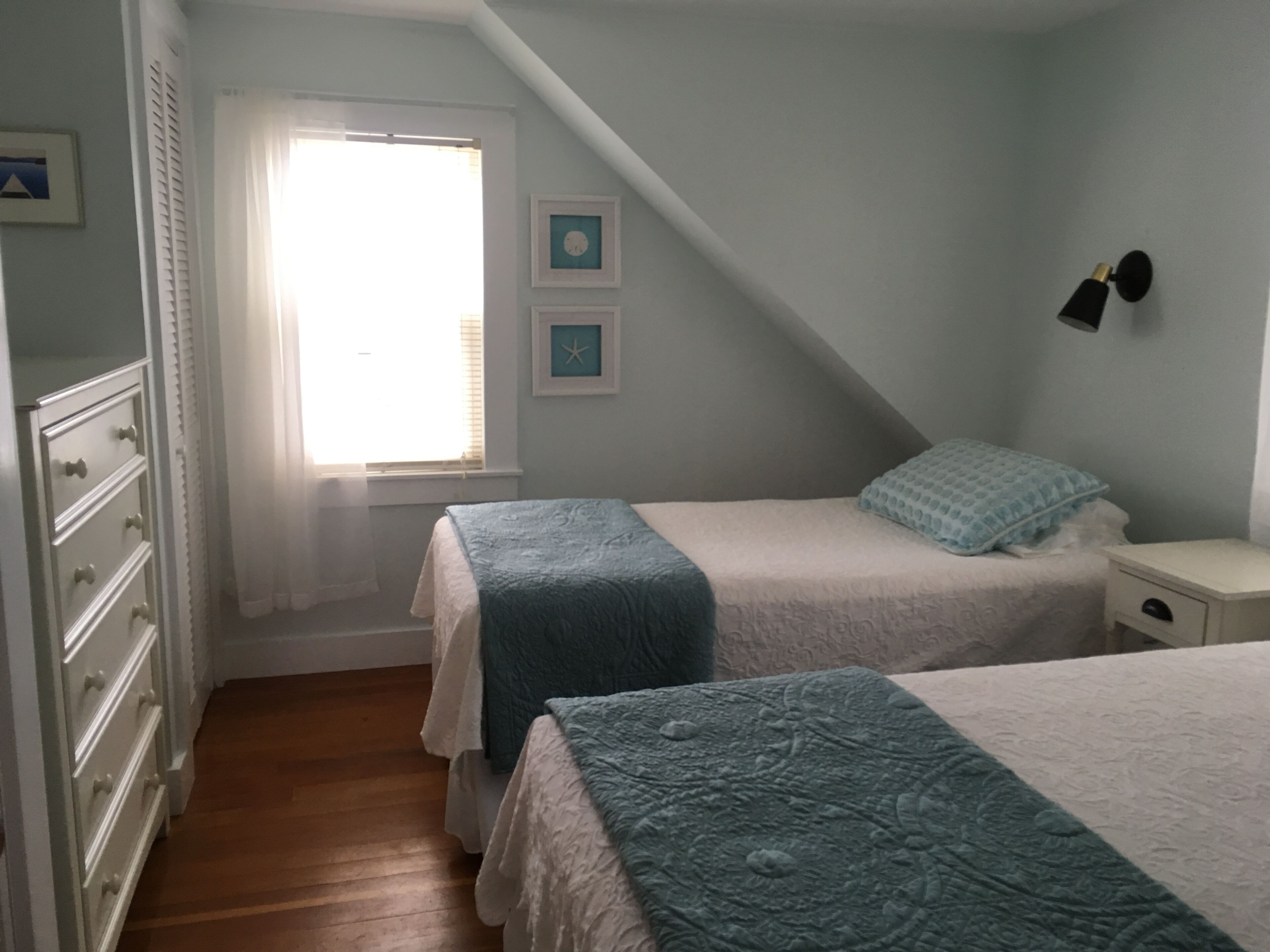 Sweet 2 BR Cottage With Harbor Views, Walk To Downtown Southwest Harbor