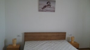 4 Schlafzimmer, Bügeleisen/Bügelbrett, WLAN, Bettwäsche