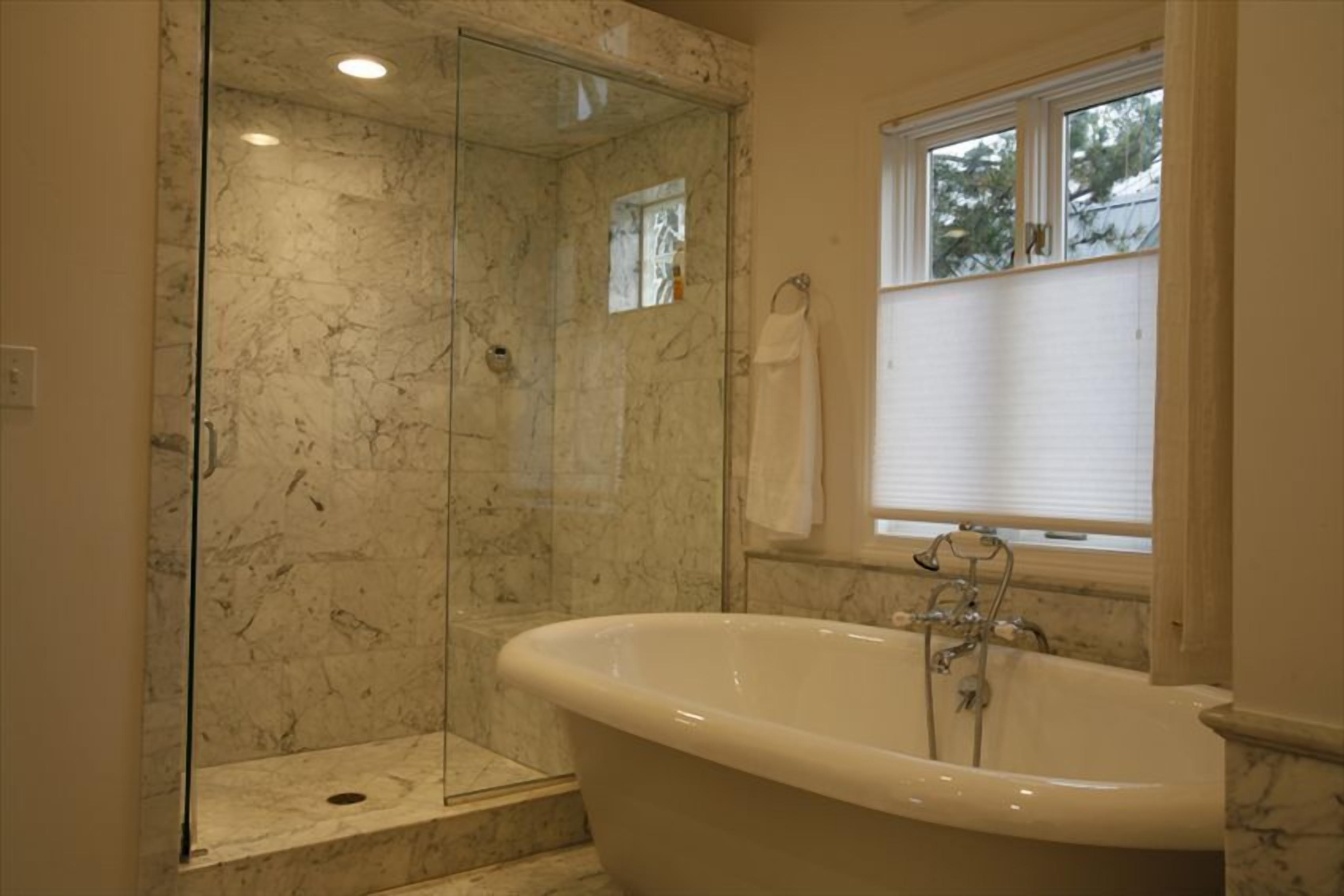 Contemporary Monet Blue Aspen Victorian Whole House In Town, Private Hot Tub!