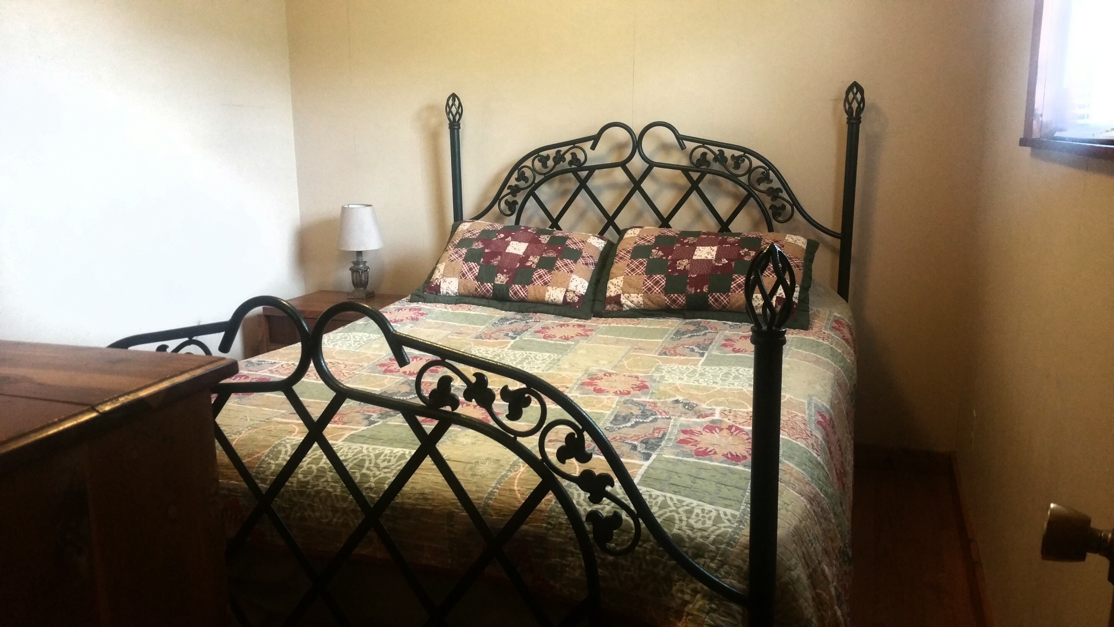 Sunset View Cabin Near Bryson City, Cherokee,  Fontana Lake & Nantahala River