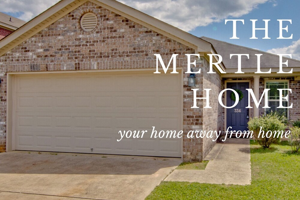 Mertle Home| 3bed 2bth, great for families in quiet neighborhood!