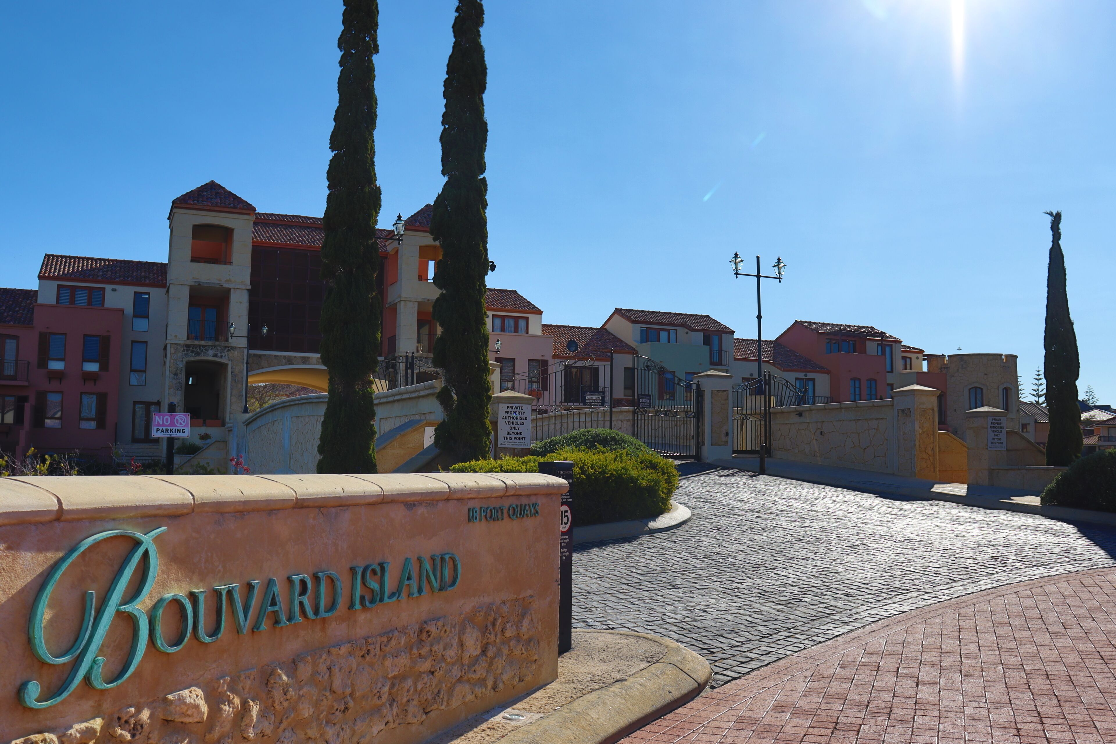 Villa Port Grimaud on Bouvard Island — image 25