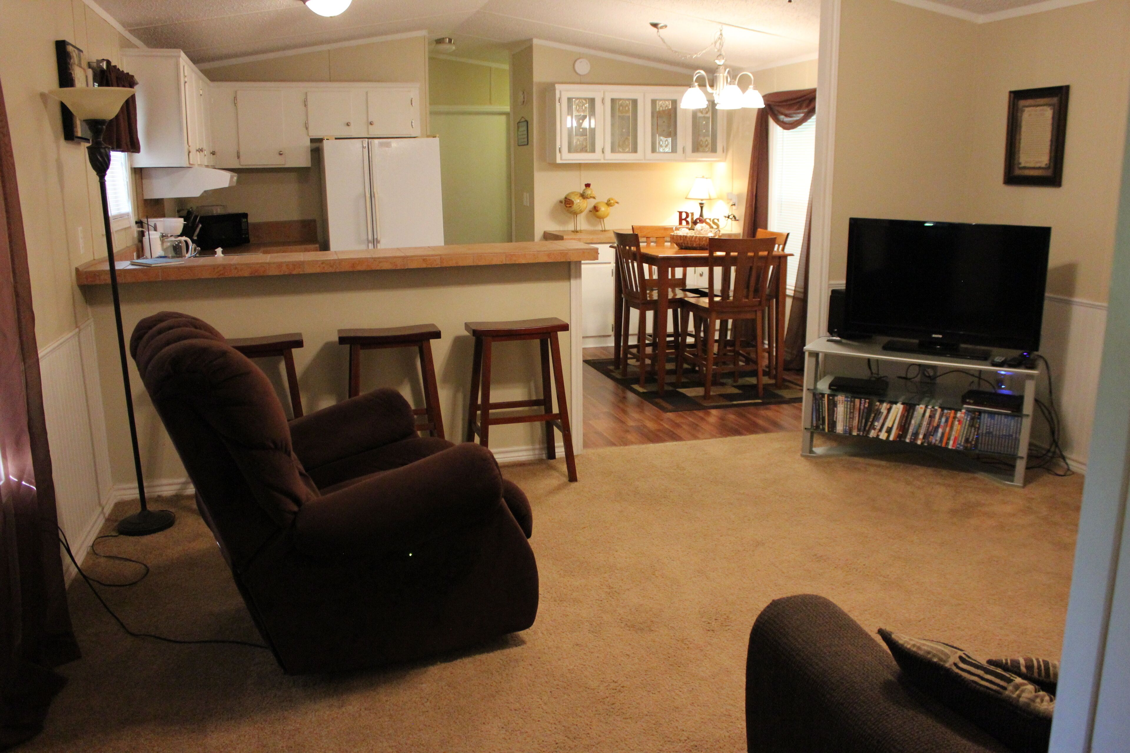Cedar Villa -  *Weekly / *Monthly Discounts