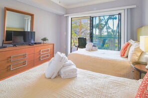 2 bedrooms, iron/ironing board, WiFi - Ocean Views; Community Pool, Hot Tub, Grilling Area & Boardwalk to Beach; All Rooms on One Level. (Hilton Head Island)