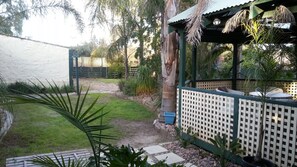 Property grounds - The Palms Residential Rental Home (GAWLER)