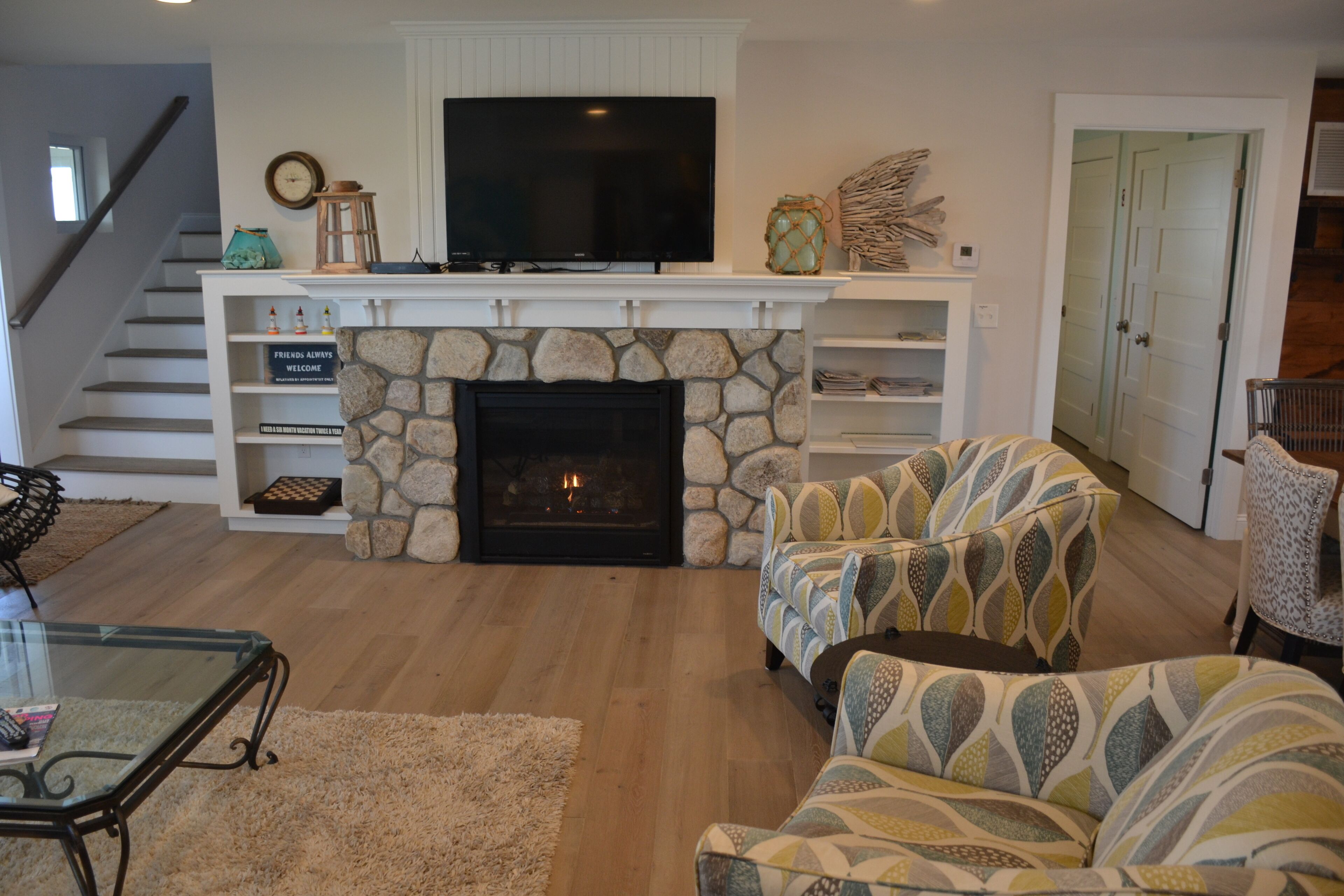 Brand New 6 Bedrooms, 5.5 baths, with water views, sleeps 18