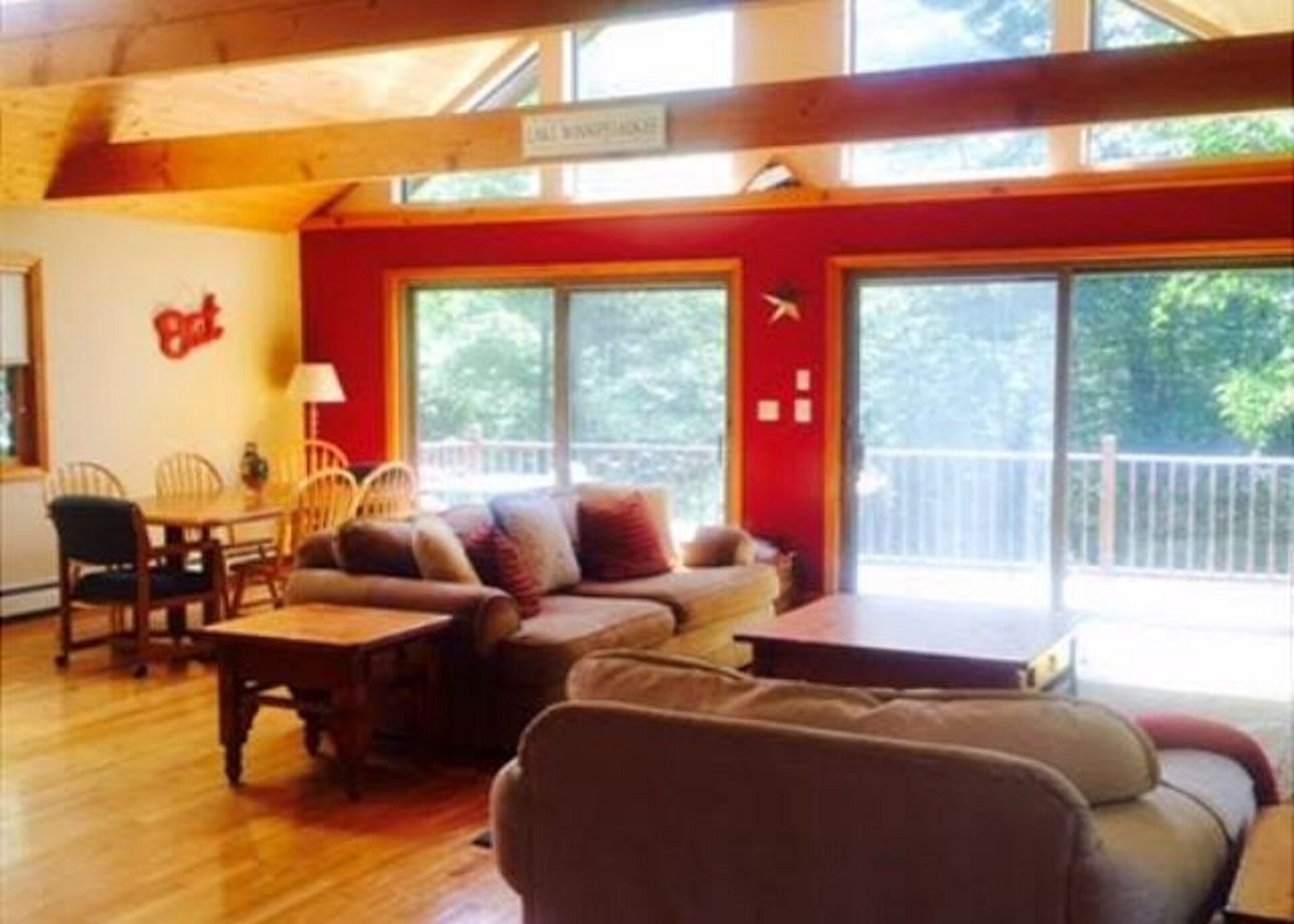 Suissvale Beach Access Home  w/Beach Parking Pass