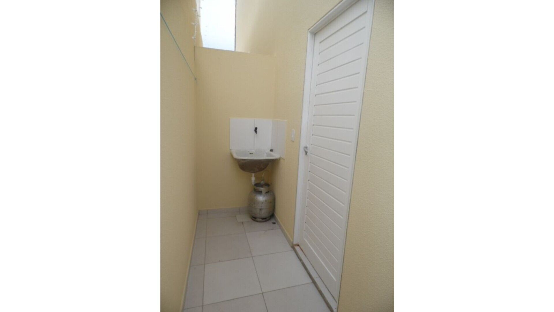 6 - Condominium located 200m on one of the most beautiful beaches of the north coast