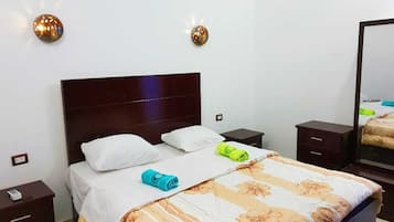 4 habitaciones, internet y ropa de cama