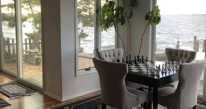Gorgeous Waterfront Home with Spectacular Views! Book Your Getaway Now!