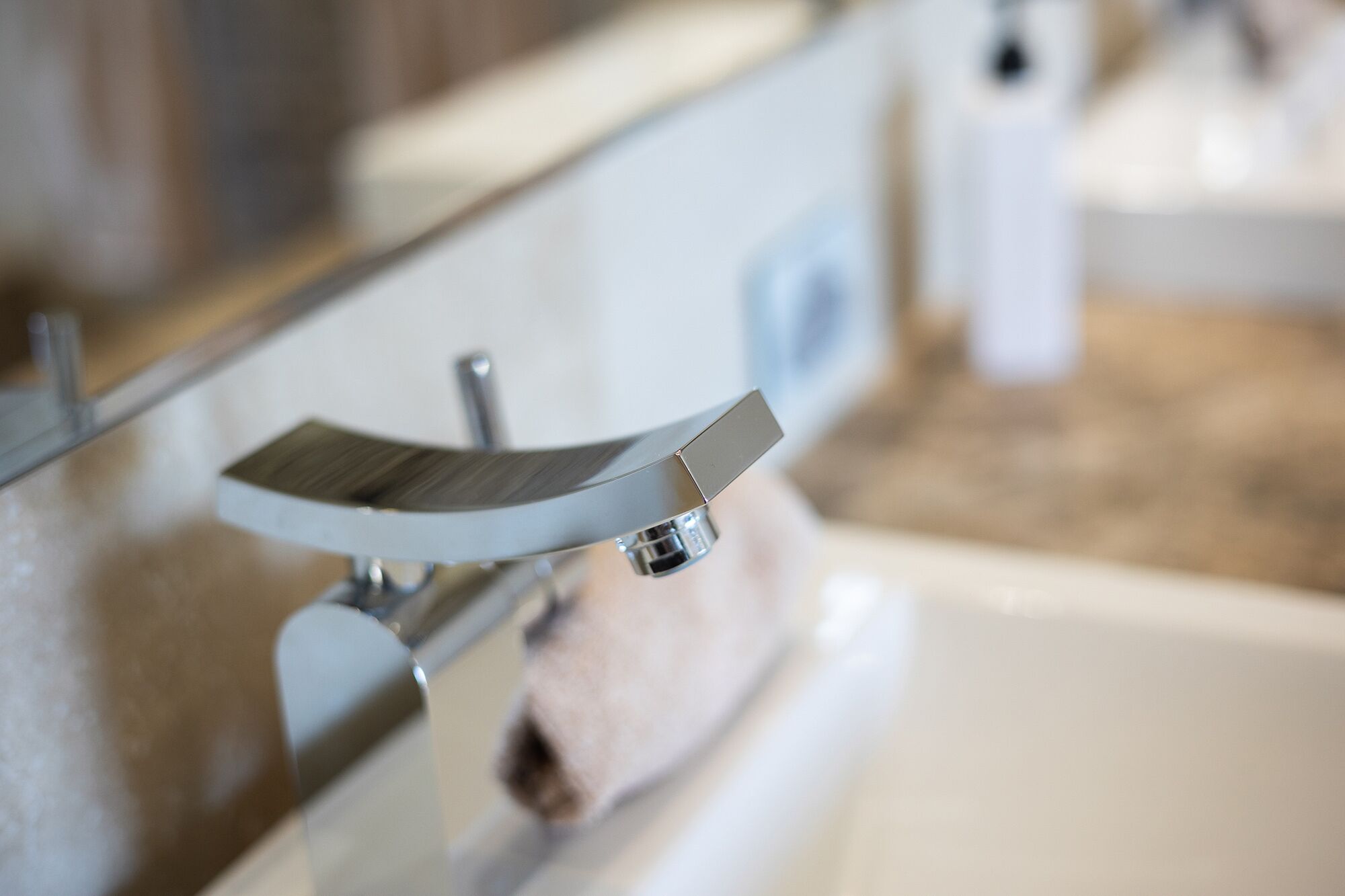 Sanctuary by the Sea - Beachfront Property — image 24