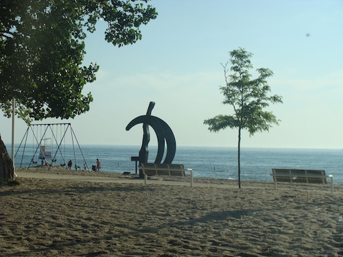 Keskusta Rivitalo 3 Korttelin Päässä Rannalta!