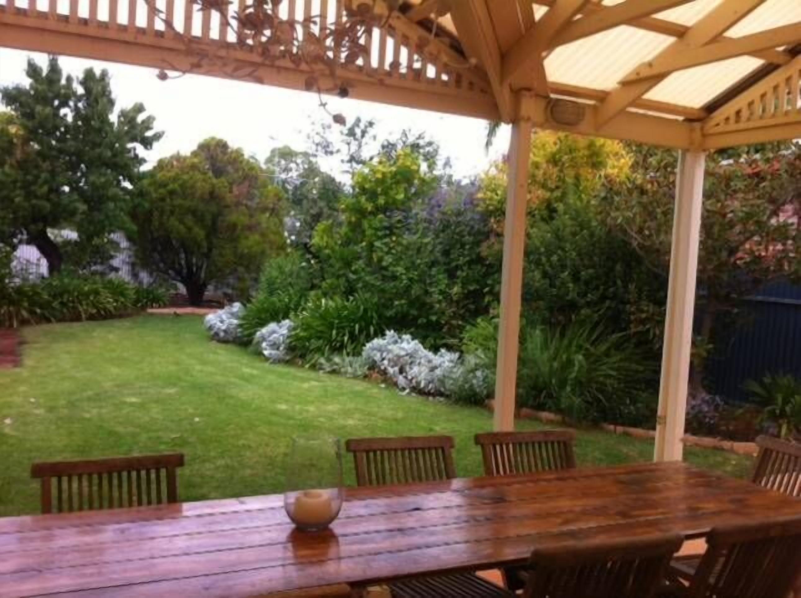 Maylands Cottage-Charming Bluestone House — image 20