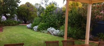 Maylands Cottage-Charming Bluestone House