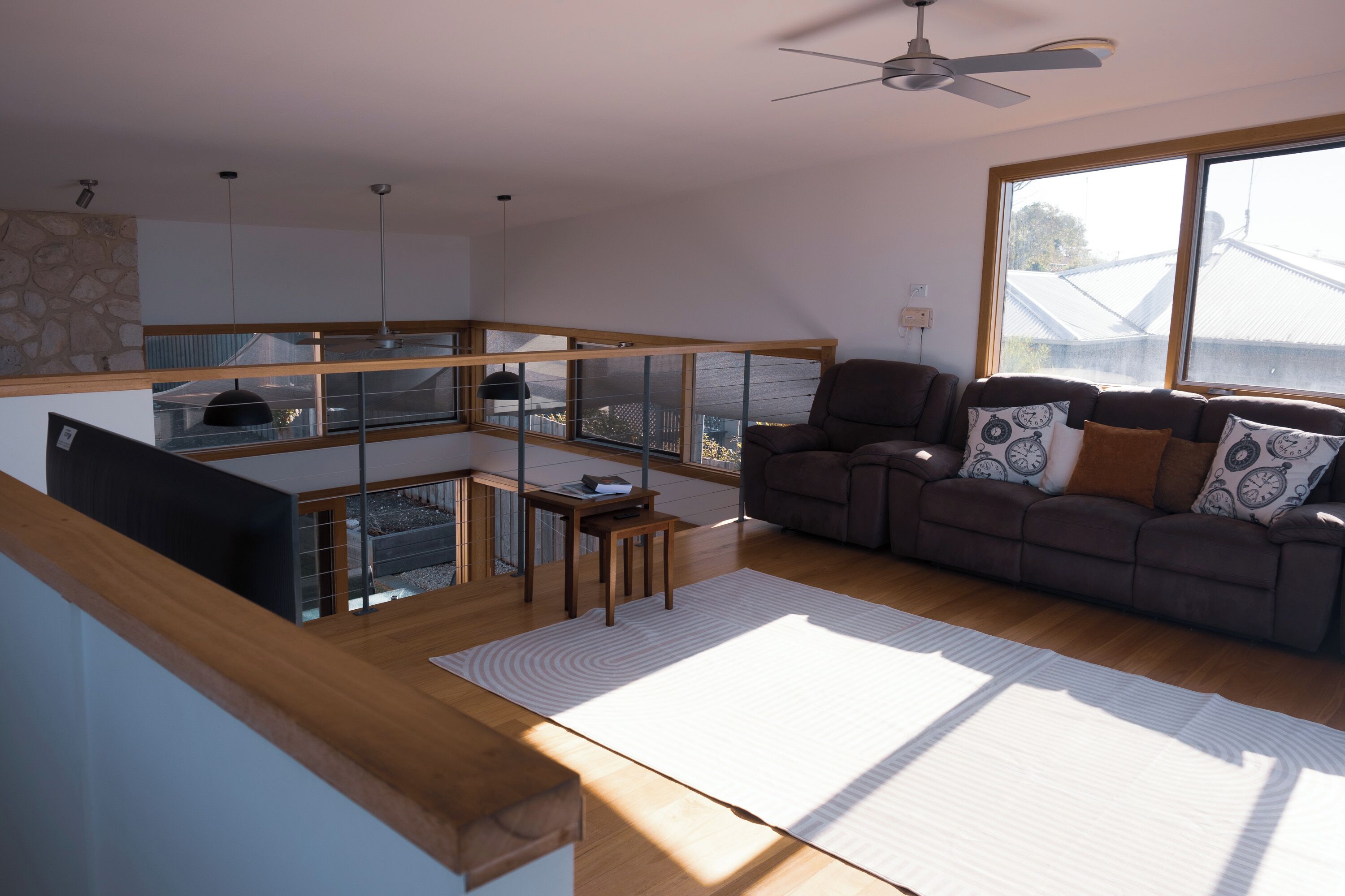 Smart TV, fireplace, DVD player, stereo