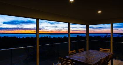 Southern Ocean Lookout