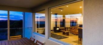 Southern Ocean Lookout