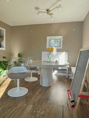 Interior - Peaceful River House steps to River! House equipped for children! (St Joseph)