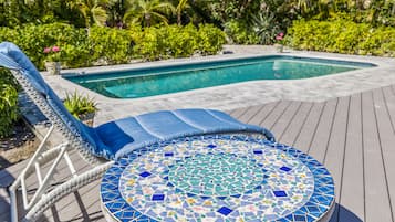 Ulkouima-allas, lämmitetty uima-allas