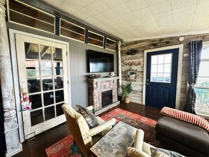 Téléviseur connecté, foyer