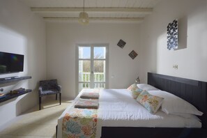 5 bedrooms, in-room safe, iron/ironing board, WiFi - Modern & Stylish Property at Mykonos close to the beach (Mykonos)