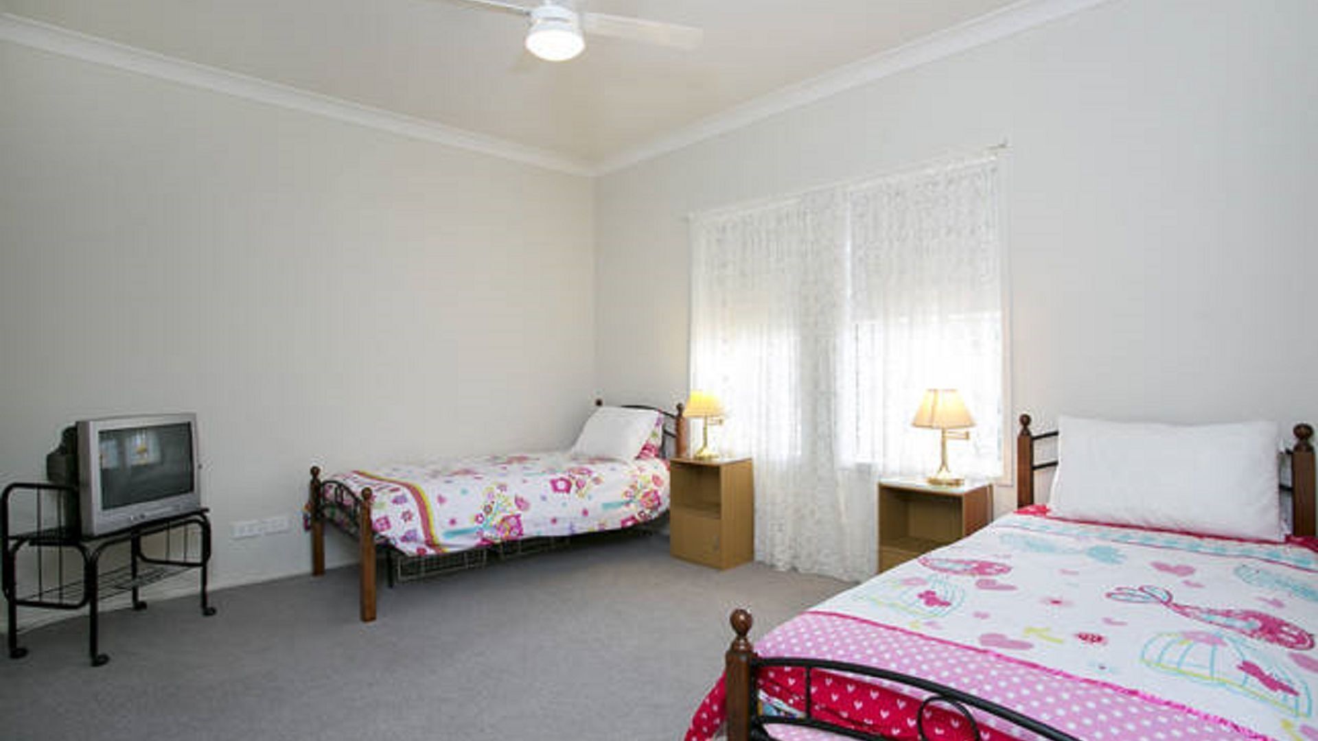 All Seasons escape Port Elliot — image 11