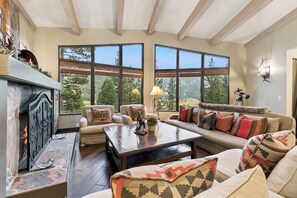 Smart TV, fireplace, DVD player, foosball