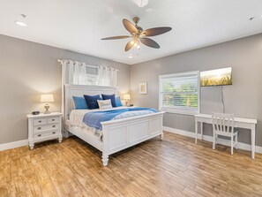 4 bedrooms, pillowtop beds, desk, iron/ironing board