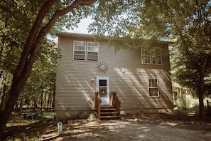 Welcome to Cedar Point Cottage- surrounded by Cedar Point Park