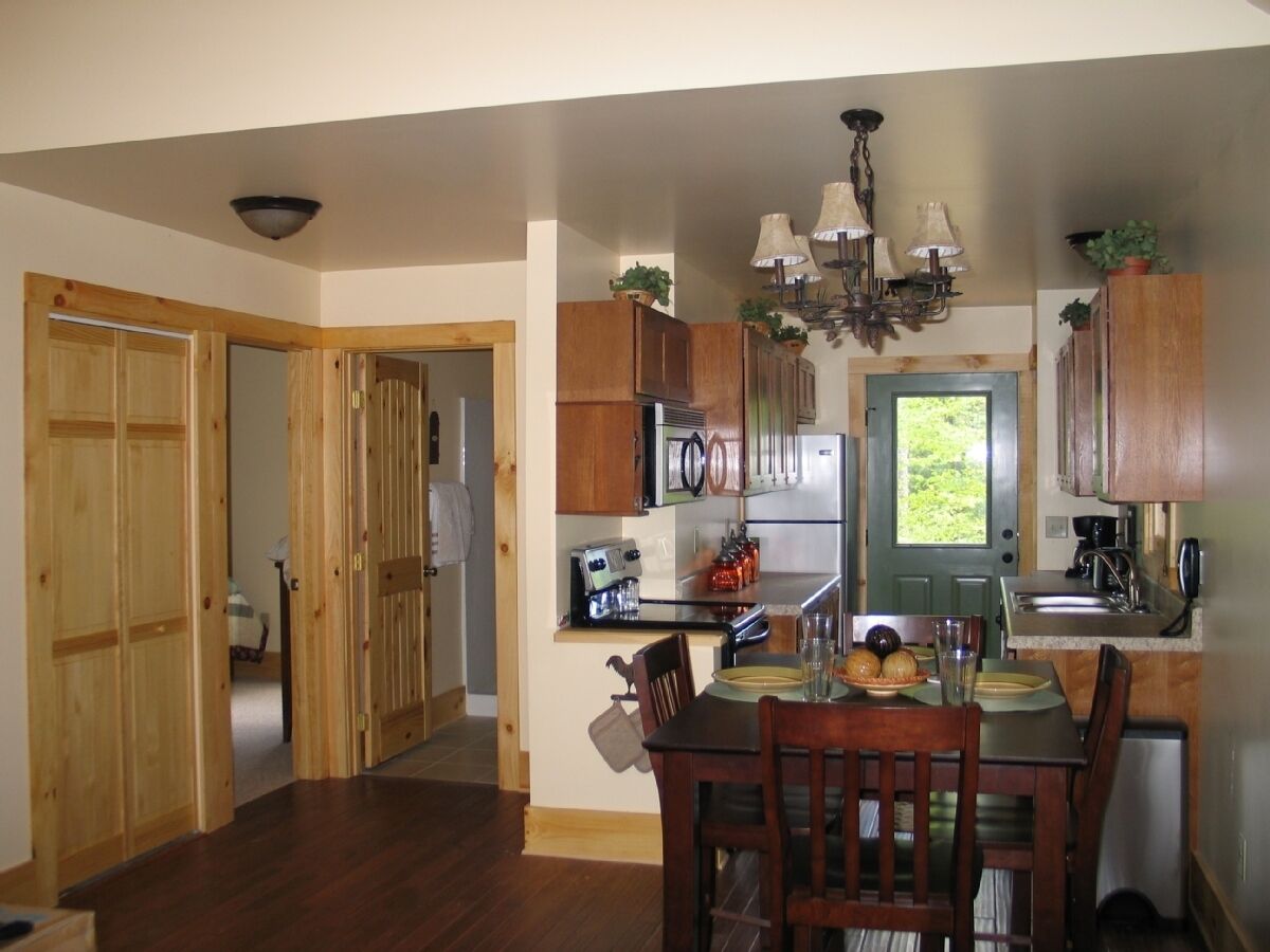 Rooster Ridge A Sensational Cabin Get Away / near Chimney Rock