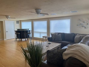 Smart TV, fireplace, DVD player
