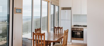 One Tree Hill Lockie's Lookout - Wilson's Prom / Sea Views